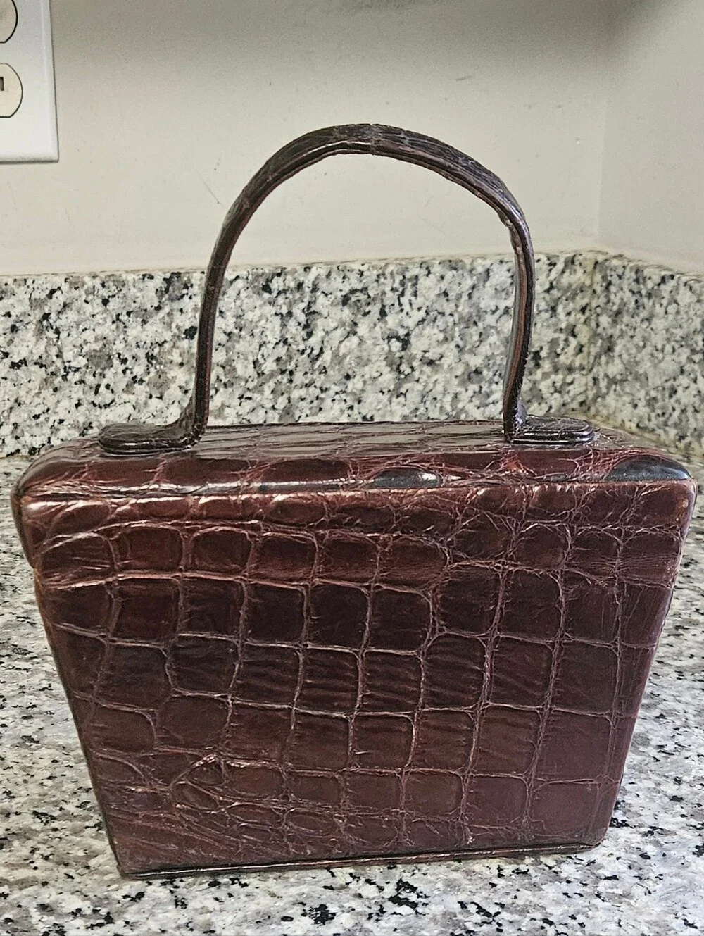 Vintage 1950s Palizzio Brown Genuine Crocodile Alligator Box Purse Handbag